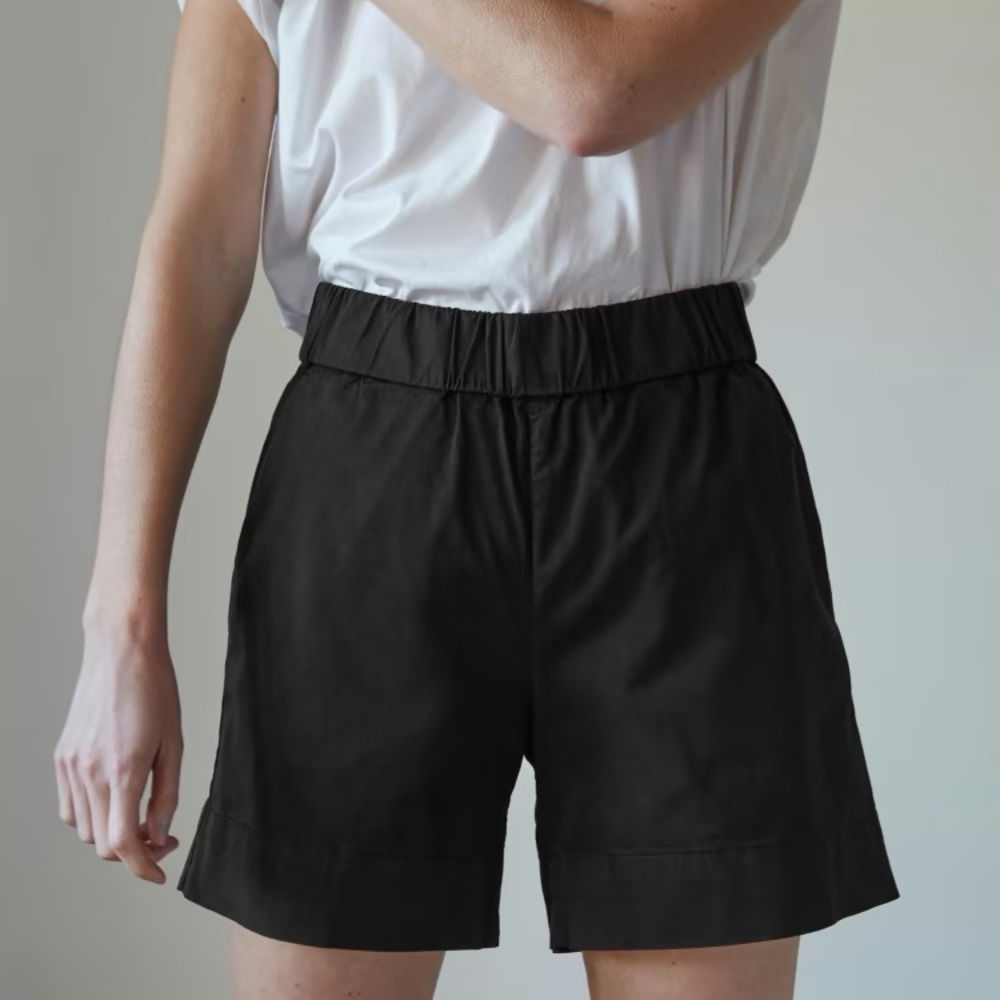Everlane Easy Short